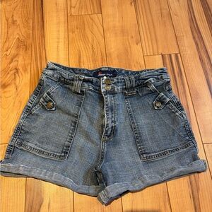 Vintage Urban Star Jean Shorts ♦️